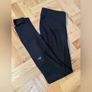 ALO Mesh Leggings - M